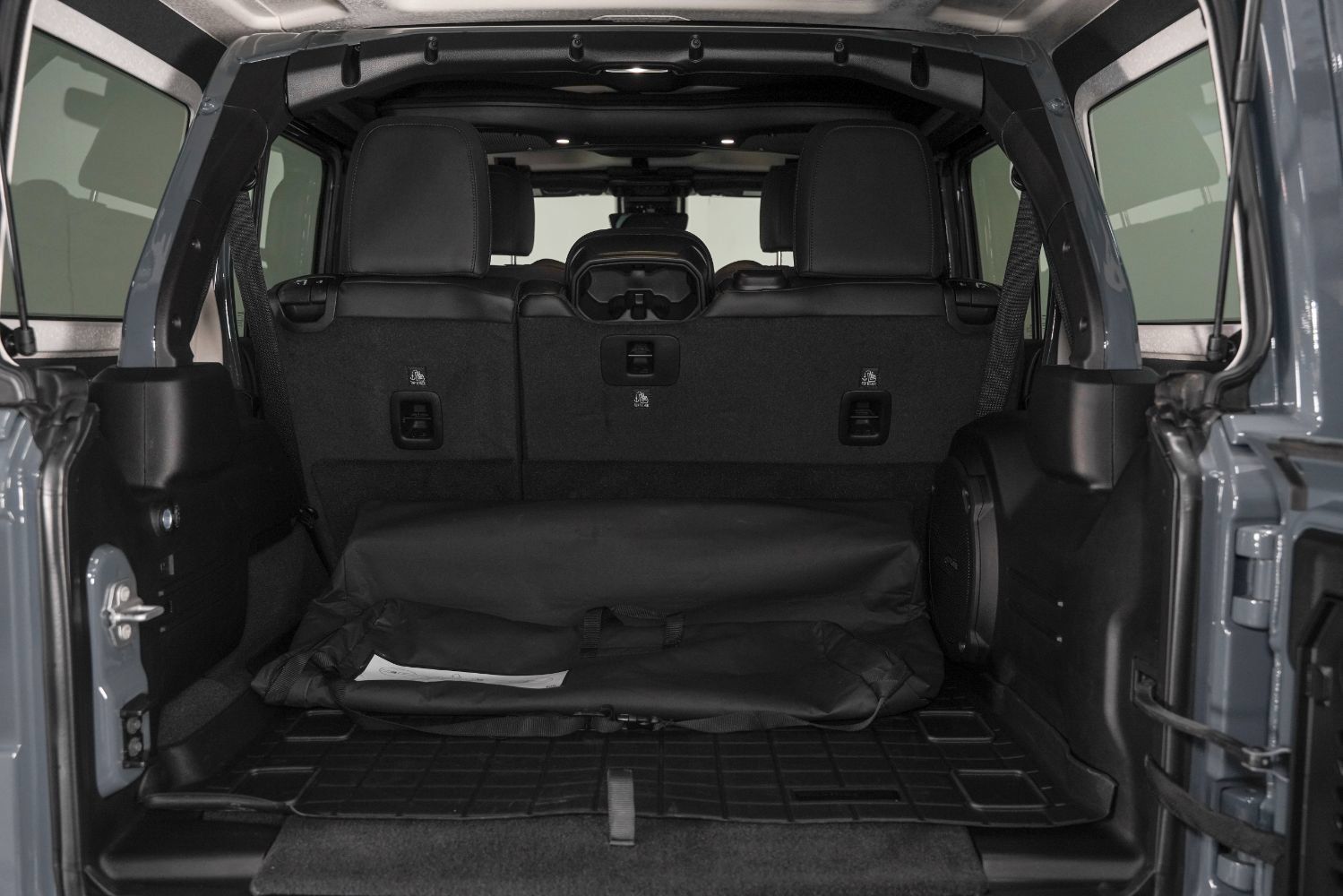 Used 2025 Jeep Wrangler Unlimited Rubicon 392 AWD/4WD image 60