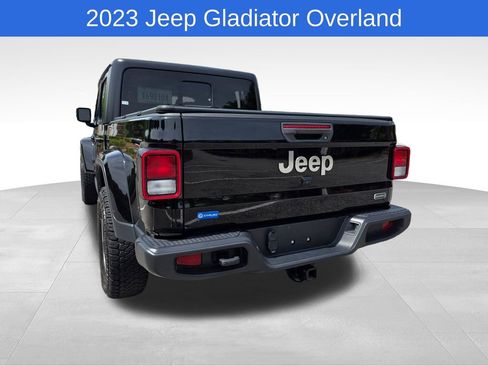 Used 2023 Jeep Gladiator Overland w/ Trailer Tow Package AWD/4WD image 7