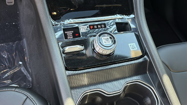 New 2027 Jeep Grand Cherokee Limited AWD/4WD image 18