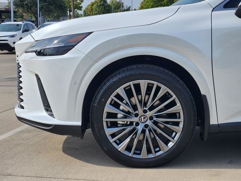 New 2026 Lexus RX 450h AWD image 9