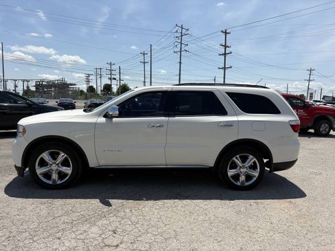 Used 2011 Dodge Durango Citadel w/ Trailer Tow Group IV AWD/4WD image 2
