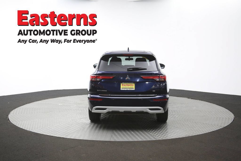 Used 2023 Mitsubishi Outlander SE AWD/4WD image 39