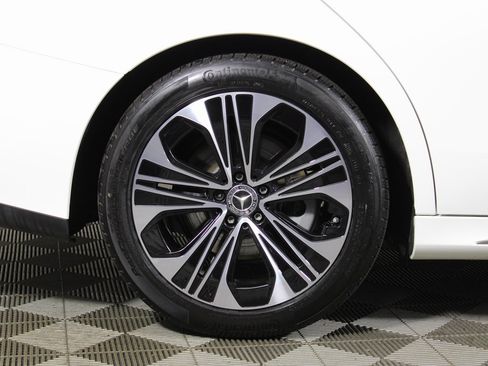 Certified 2025 Mercedes-Benz E 350 4MATIC Sedan image 36