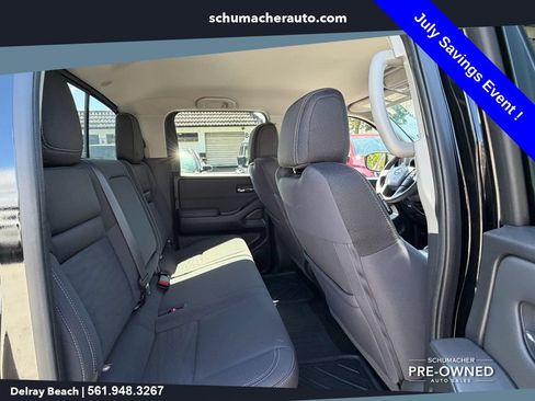 Used 2022 Nissan Frontier SV AWD/4WD image 16