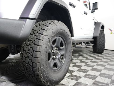 Used 2020 Jeep Wrangler Unlimited Sport AWD/4WD image 10