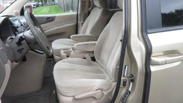 Used 2008 Kia Sedona LX FWD image 21