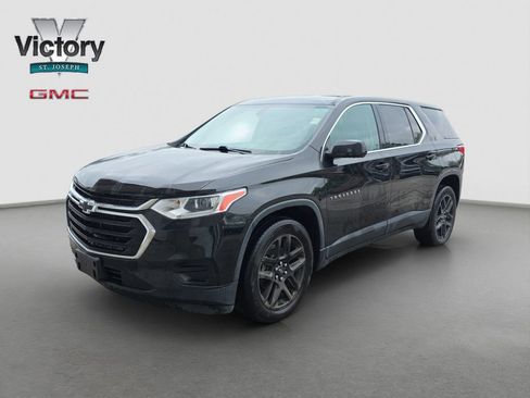 Used 2020 Chevrolet Traverse LS FWD image 3