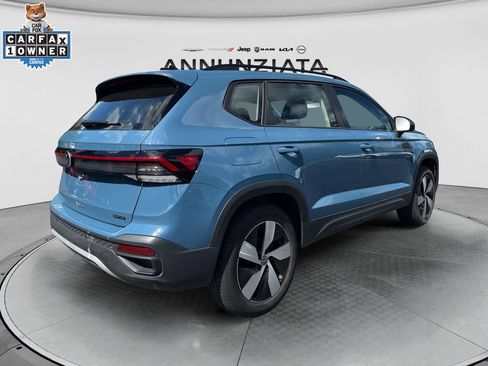 Used 2025 Volkswagen Taos S AWD/4WD image 5
