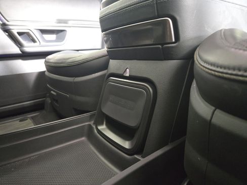 Used 2023 Rivian R1T Adventure image 31