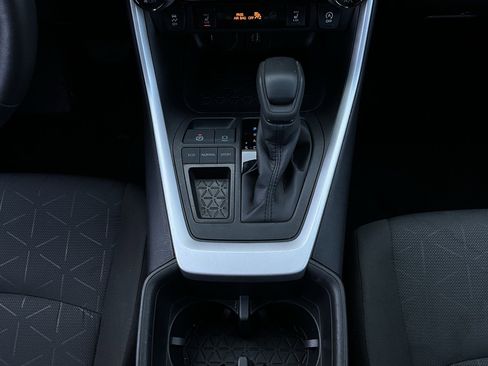 Used 2025 Toyota RAV4 XLE image 15