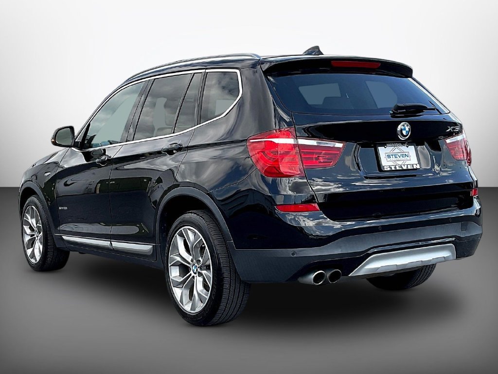 Used 2017 BMW X3 sDrive28i RWD image 4