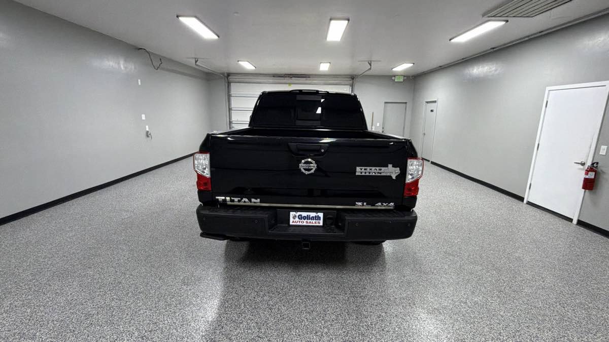 Used 2018 Nissan Titan SL w/ Texas Titan Edition AWD/4WD image 4