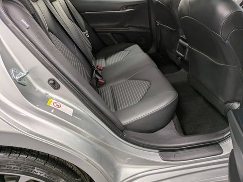 Used 2018 Toyota Camry SE FWD image 27