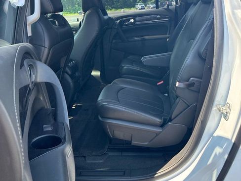 Used 2017 Buick Enclave Leather AWD/4WD image 14