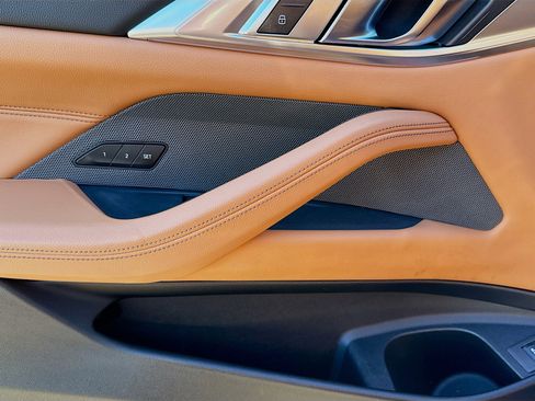 Used 2025 BMW M440i Coupe image 24