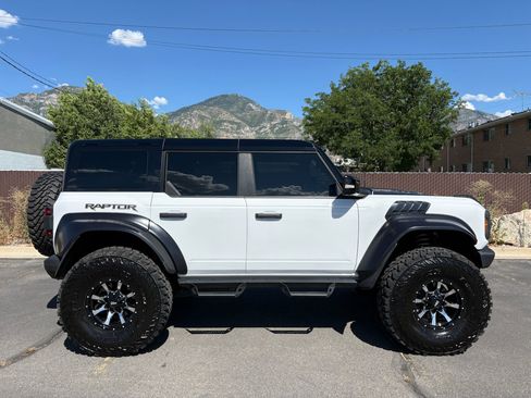 Used 2024 Ford Bronco Raptor AWD/4WD image 2