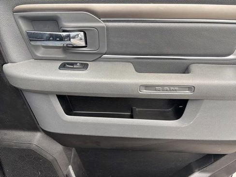 Used 2019 RAM 1500 Classic Warlock image 39