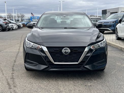 Used 2023 Nissan Sentra SV image 2