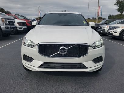 Used 2019 Volvo XC60 T5 Momentum w/ Multimedia Package