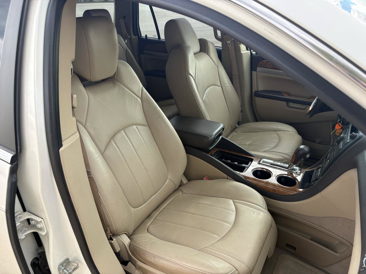 Used 2012 Buick Enclave Leather w/ LPO, Cargo Convenience Pkg FWD image 33