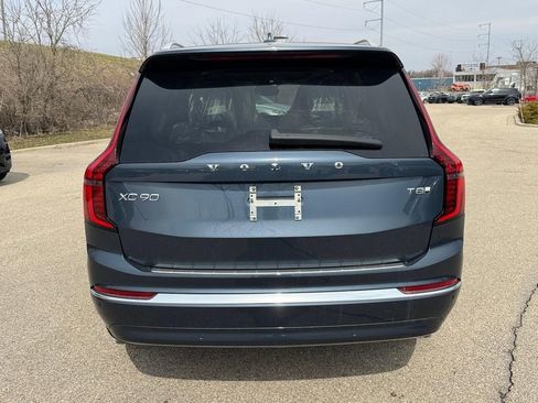 New 2026 Volvo XC90 T8 Plus w/ Protection Package Premier image 3