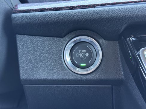 New 2026 Chevrolet Traverse RS w/ LPO, Floor Liner Package image 25