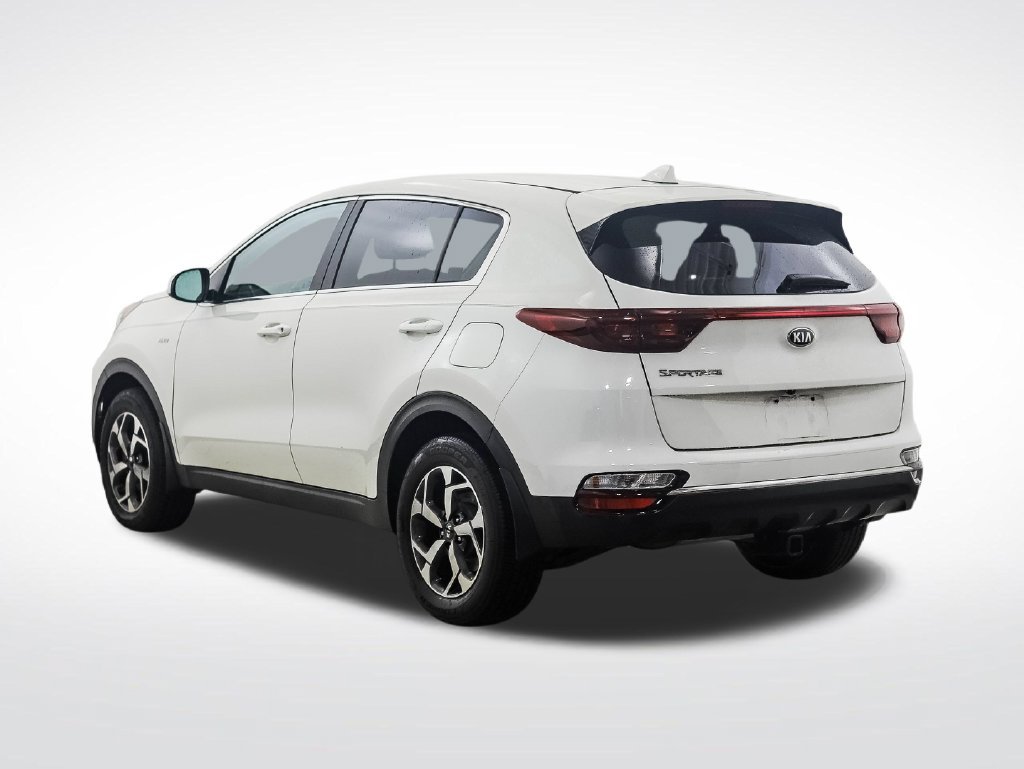 Used 2020 Kia Sportage LX AWD/4WD image 3