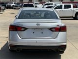 Used 2023 Nissan Altima 2.5 SR image 5