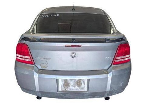 Used 2008 Dodge Avenger R/T FWD image 4