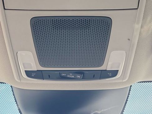 Used 2024 Honda Pilot EX-L image 25