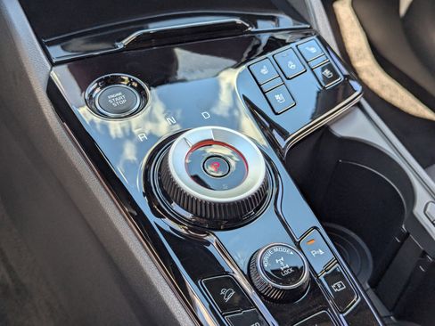 Used 2025 Kia Sportage X-Line Prestige image 27