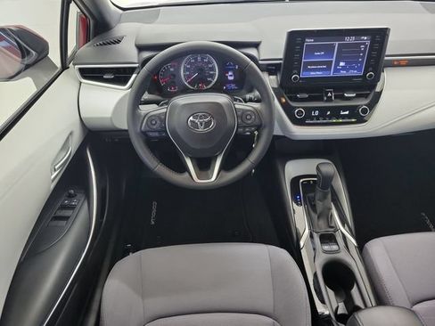 Used 2022 Toyota Corolla SE FWD image 17