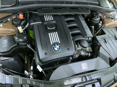 Used 2012 BMW 128i Convertible RWD image 28