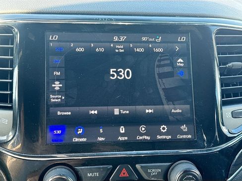 Used 2021 Jeep Grand Cherokee Overland AWD/4WD image 16