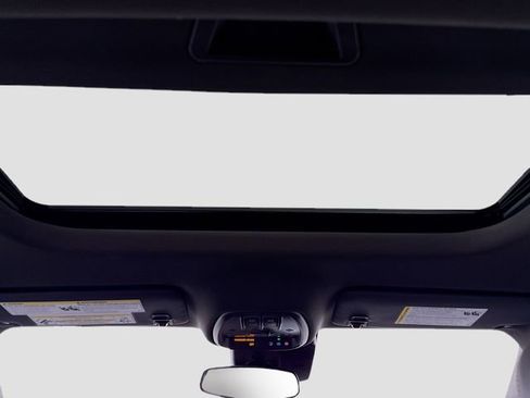 New 2026 Chevrolet Trax RS w/ Sunroof Package FWD image 20