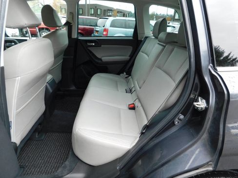 Used 2018 Subaru Forester 2.5i Limited w/ Popular Package #2 image 7