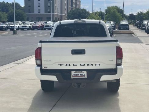 Used 2022 Toyota Tacoma SR AWD/4WD image 7