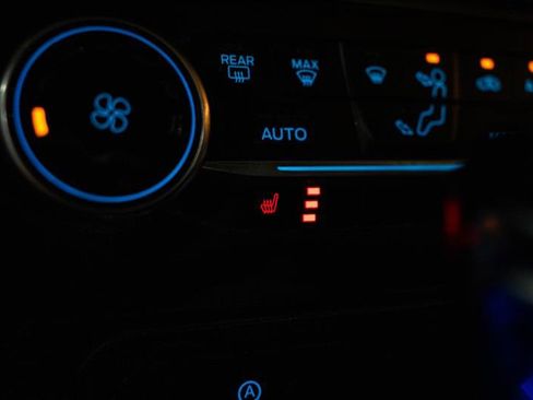 Used 2018 Ford EcoSport SE image 21