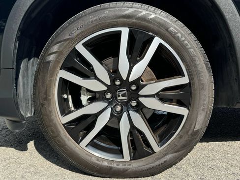 Used 2019 Honda Pilot Touring image 9