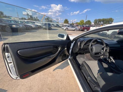 Used 1994 Toyota Celica ST image 31