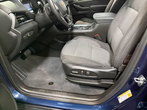 Used 2023 Chevrolet Traverse LT w/ LPO, Floor Liner Package AWD/4WD image 57