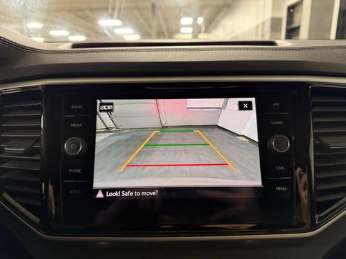 Used 2022 Volkswagen Atlas Cross Sport SE AWD/4WD image 13