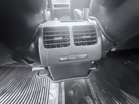 Used 2012 MAZDA MAZDA5 Grand Touring FWD image 18