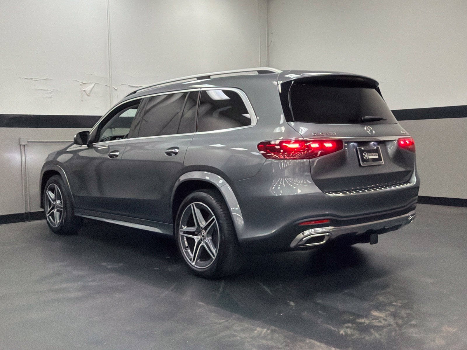Used 2026 Mercedes-Benz GLS 450 4MATIC image 8