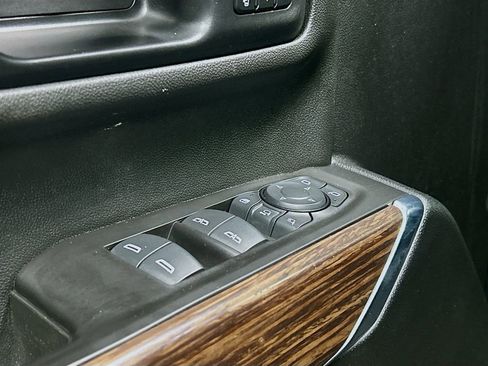 Used 2021 Chevrolet Silverado 2500 High Country image 18