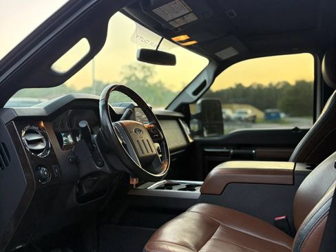 Used 2015 Ford F250 Platinum AWD/4WD image 12