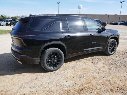 New 2026 Chevrolet Traverse LT w/ Midnight/Sport Edition AWD/4WD image 5