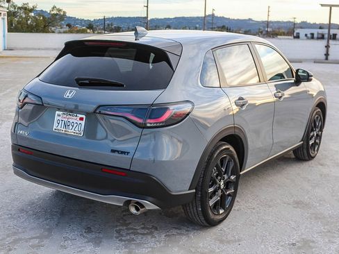 Used 2025 Honda HR-V Sport image 4