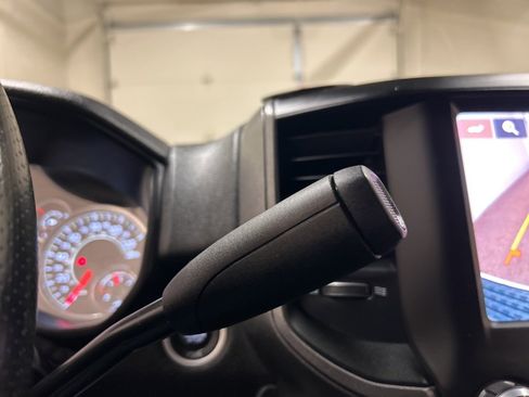 Used 2023 RAM 2500 Tradesman w/ Chrome Appearance Group image 20