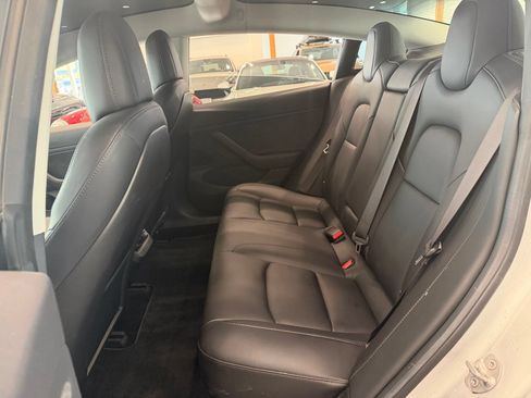 Used 2018 Tesla Model 3 Long Range RWD image 20